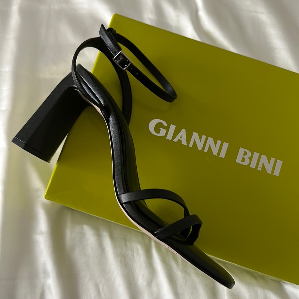 Brand New Gianni Bini Black Heels